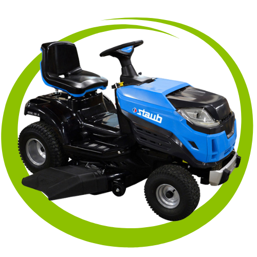 Tondeuse autoportée Staub bleue chez Pezet Motoculture à Laboutarié, siège rembourré et grandes roues visibles,